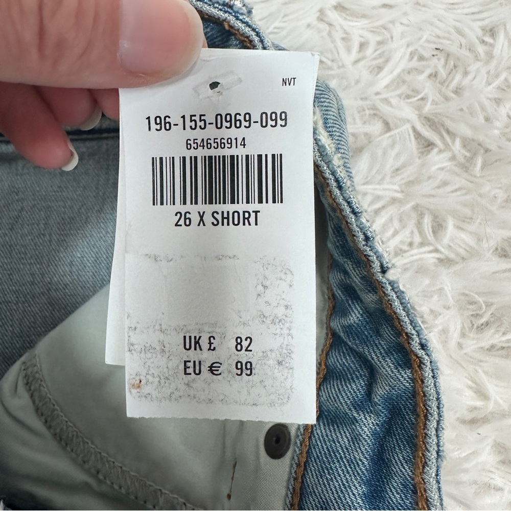 NWT Abercrombie and Fitch The Dad High Rise Jeans Curve Love Size 26/2 X Short - Picture 4 of 7